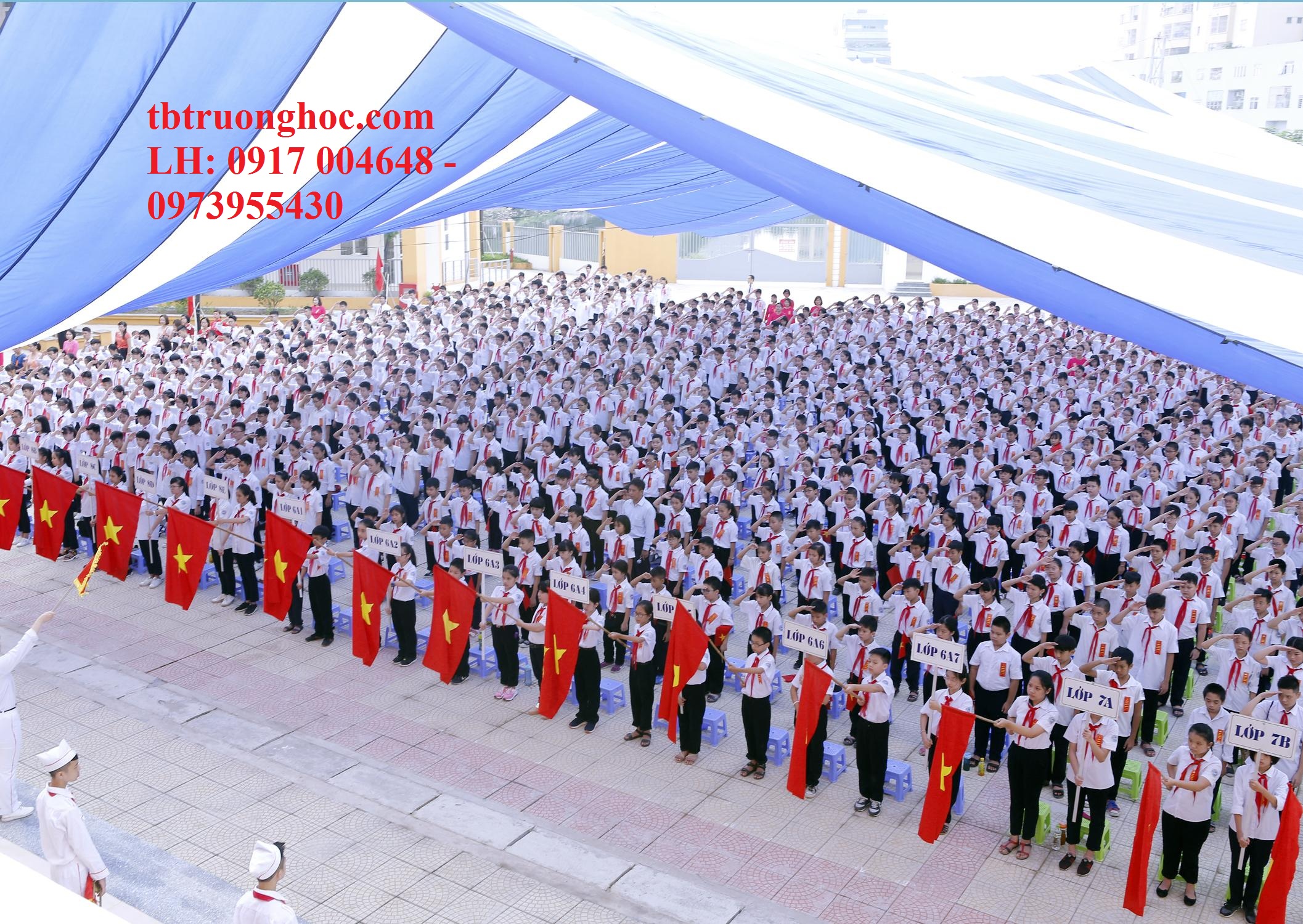 Dù che sân trường hình mái